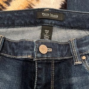 White House, Black market crop leg size 2 worn 2 times